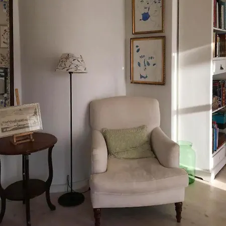 Fishing House In Old With Artistic Charm Σπίτι διακοπών *