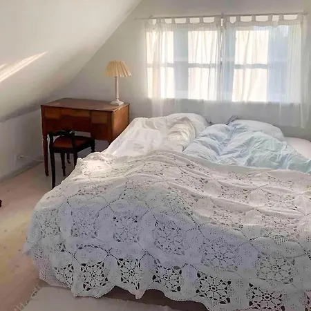 Сasa de vacaciones Fishing House In Old With Artistic Charm *